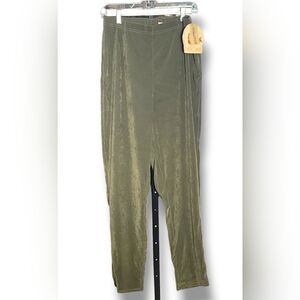Cherokee Soft Pants in Green